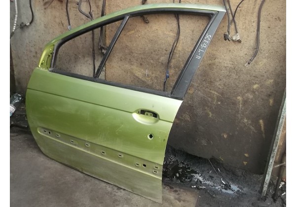 дверка ліва передня Renault Scenic, 99-03